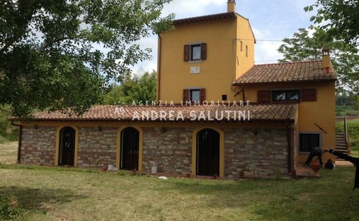 Country House in Crespina, Tuscany, Italy 1