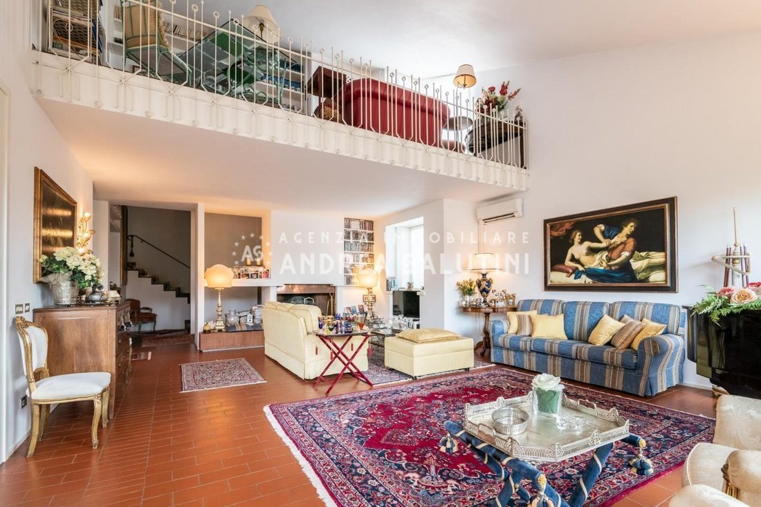 Villa in Ponsacco, Tuscany, Italy 1 - 12568618