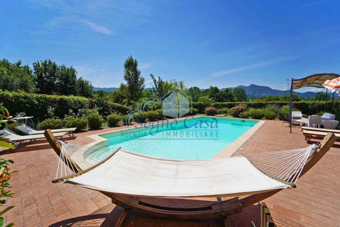 Villa in Serricciolo, Tuscany, Italy 1 - 12568620
