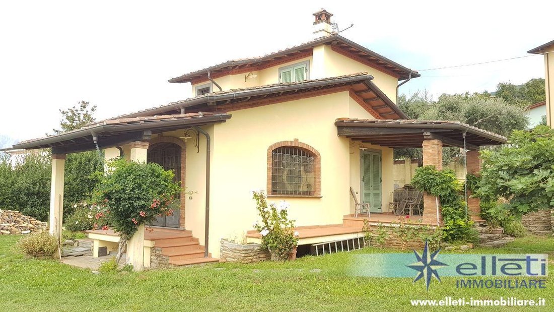 Villa in San Carlo Terme, Massa, Tuscany 1 - 12569353