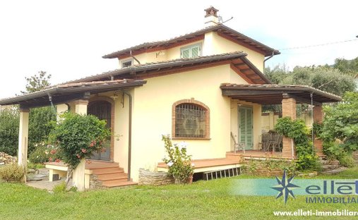 Villa in San Carlo Terme, Massa, Tuscany 1