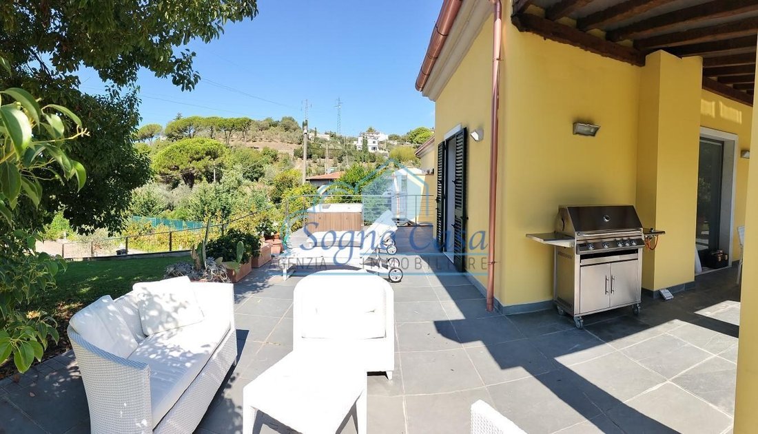 Country House in Historic Center, Castelnuovo Magra, Liguria 4 - 12568902