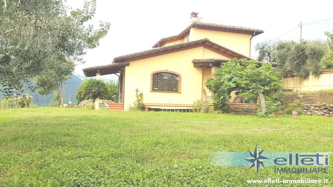 Villa in San Carlo Terme, Massa, Tuscany 3 - 12569353