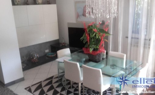 Penthouse à Centre, Massa, Italie 1