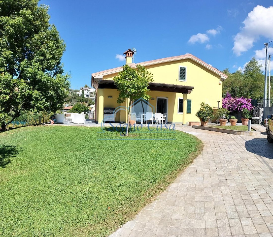 Country House in Historic Center, Castelnuovo Magra, Liguria 1 - 12568902