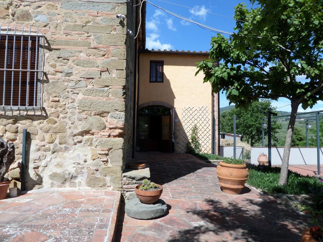 Townhouse in Center, Vinci, Tuscany 2 - 12568860