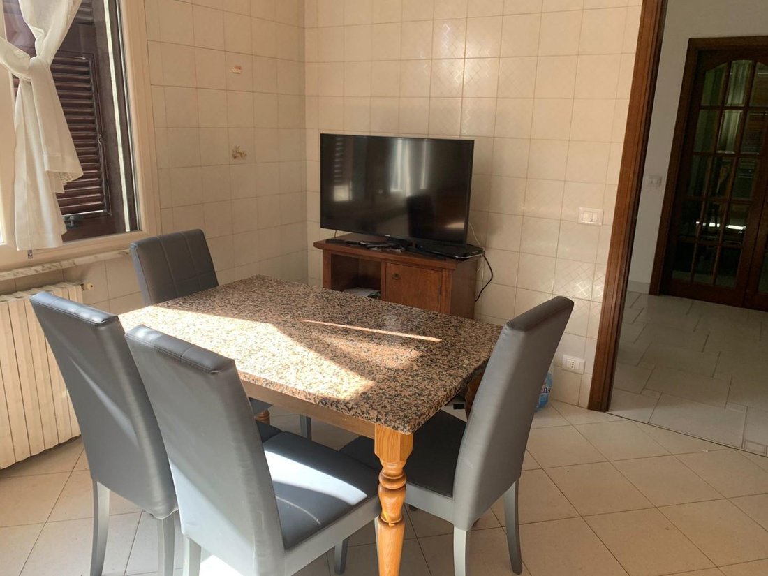 Townhouse in Vittoria Apuana, Forte dei Marmi, Tuscany 2 - 12569239
