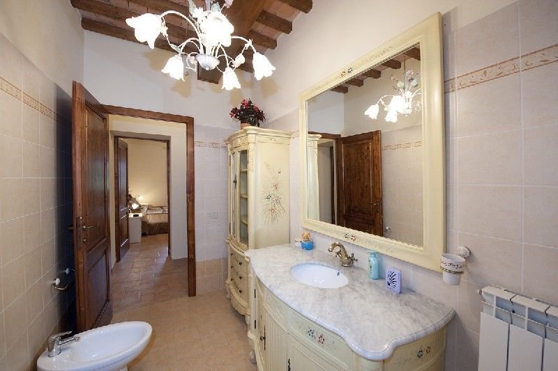 House in Terricciola, Tuscany, Italy 3 - 12569190