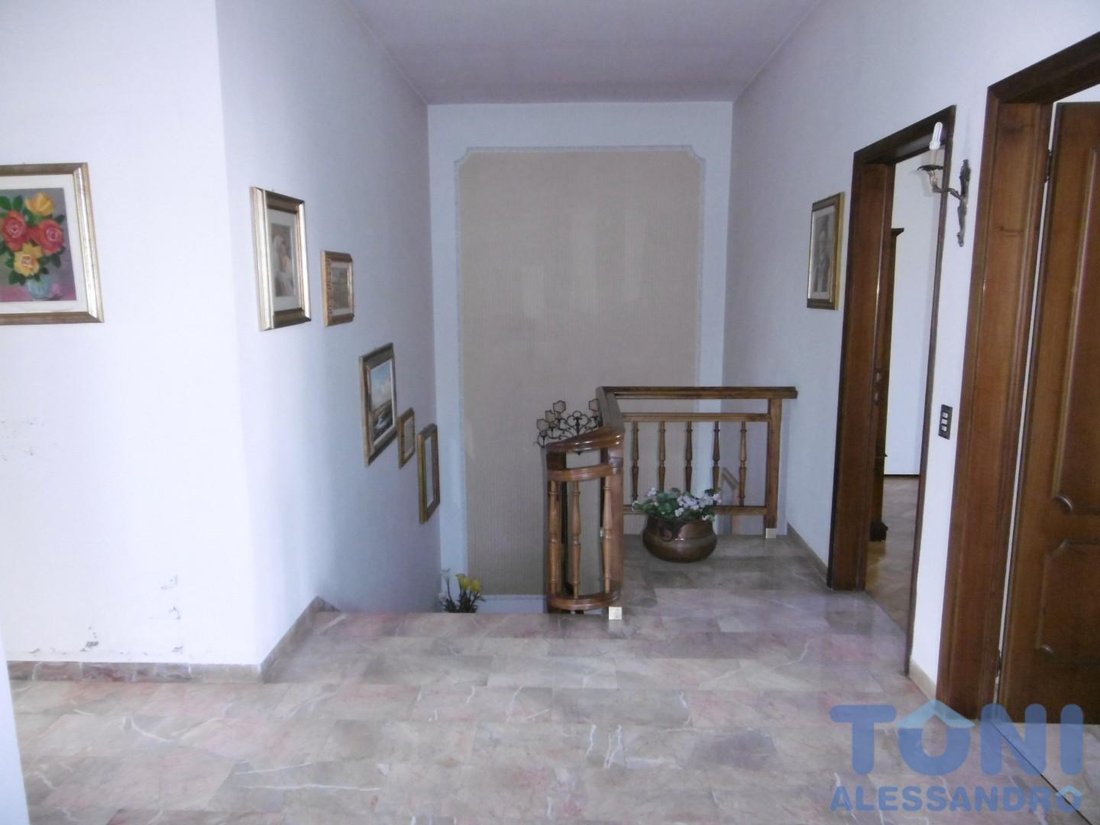 Casa de Campo en Zona Pretura, Empoli, Toscana 3 - 12568979