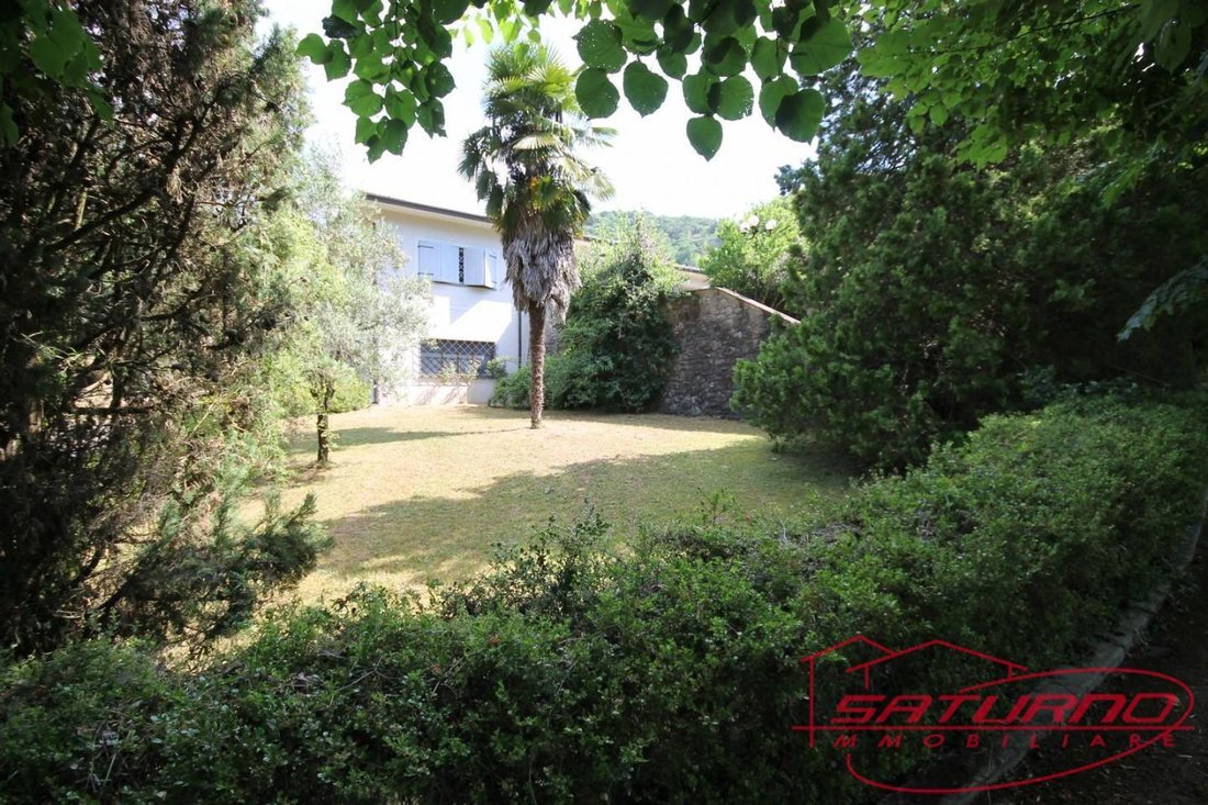Villa in Camaiore, Tuscany, Italy 3 - 12569231