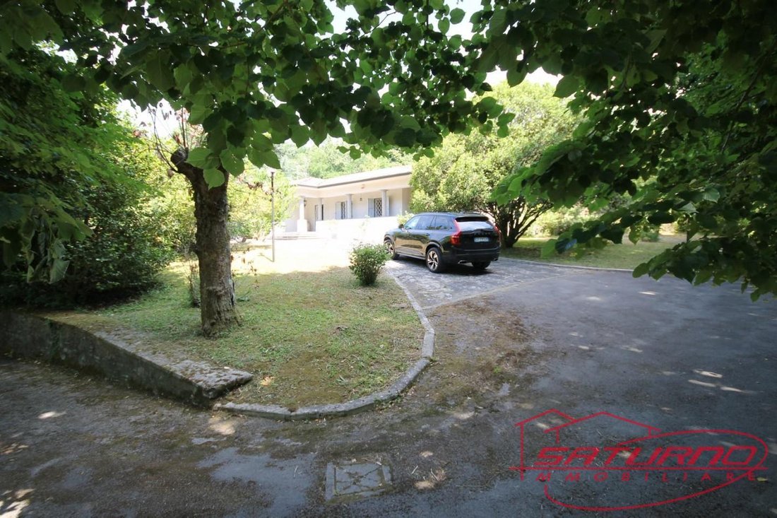Villa in Camaiore, Tuscany, Italy 2 - 12569231