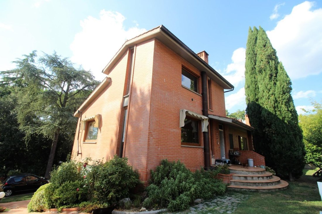 Villa in Fuori Porta Camollia - Petriccio, Siena, Tuscany 1 - 12569059