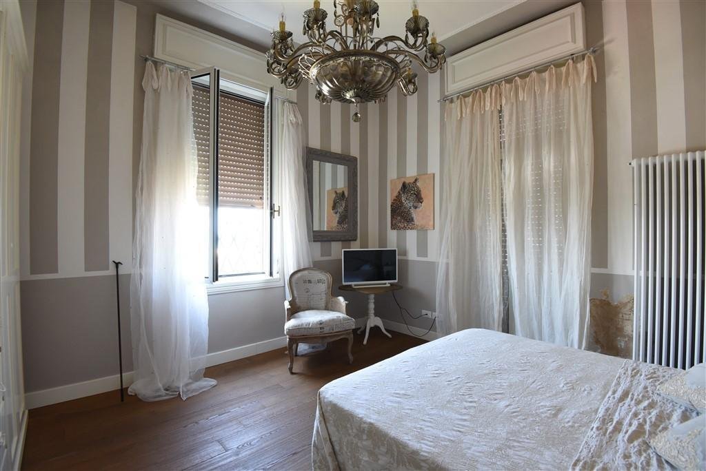 House in Ronchi, Massa, Italy 4 - 12568937