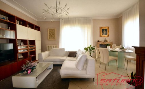 Villa in Area Monte San Quirico - Sant'Alessio, Lucca, Tuscany 1