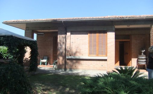 House in Villanuova, Empoli, Tuscany 1