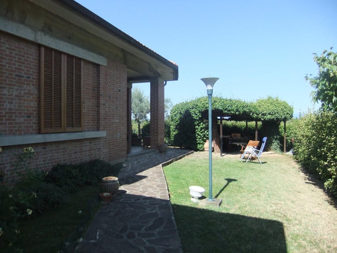 House in Villanuova, Empoli, Tuscany 3 - 12568872