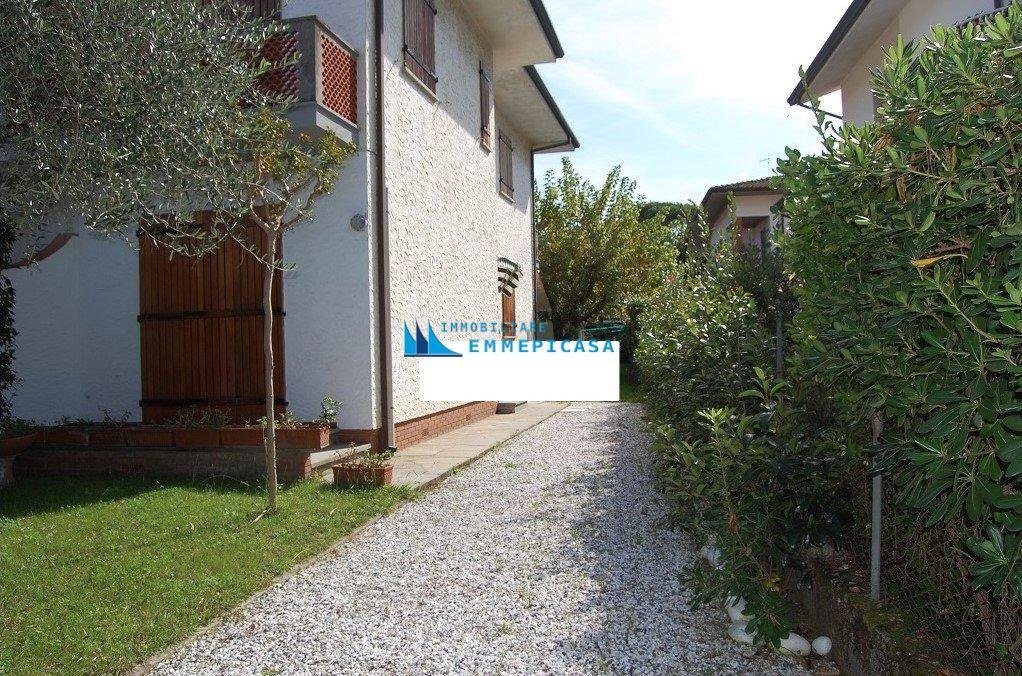 Country House in Cinquale, Montignoso, Tuscany 3 - 12569068