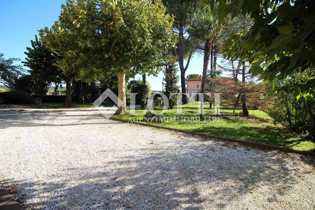 House in Bientina, Tuscany, Italy 3 - 12569150