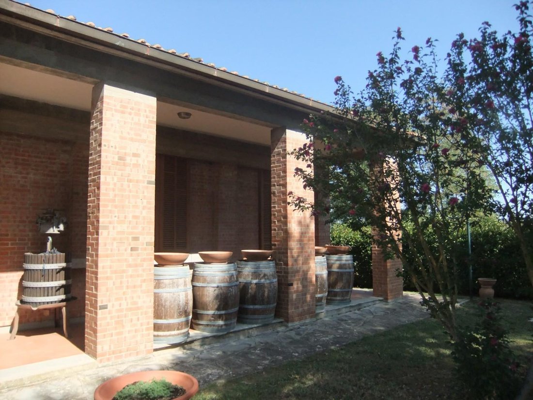 House in Villanuova, Empoli, Tuscany 2 - 12568872
