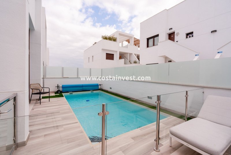 Villa in Torrevieja, Valencian Community, Spain 2 - 12570273