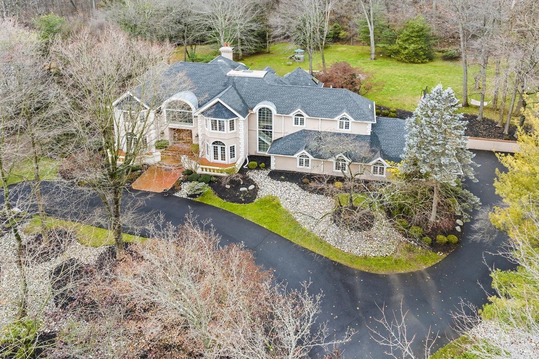 1590 Stocton Road In Jenkintown, Pennsylvania, United States For Sale