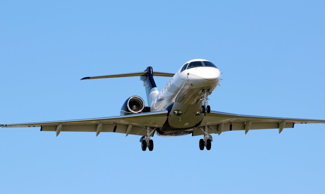 Pristine German Embraer Legacy 500 - one privet Owner since new