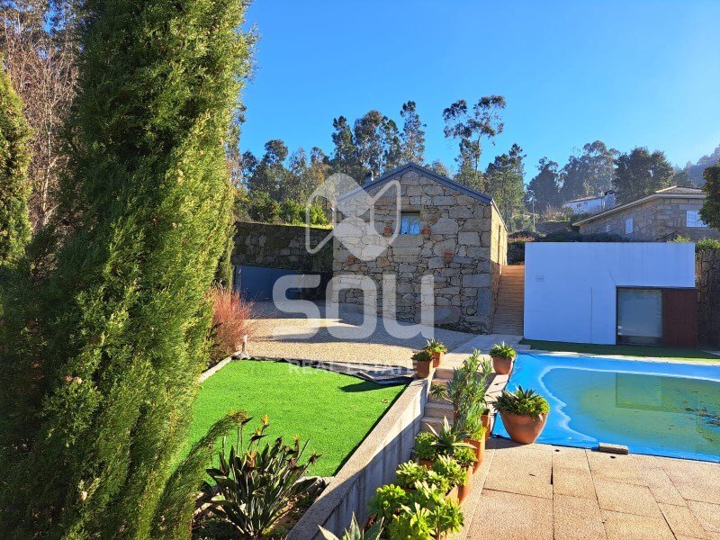 Villa With Swimming Pool, Land And In Espadanedo, Viseu District