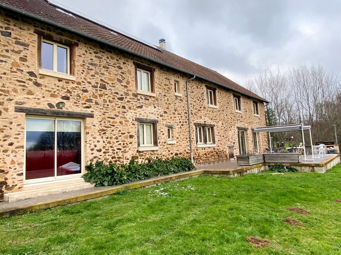 Périgord Vert Beautiful Family In Hautefort, Nouvelle Aquitaine