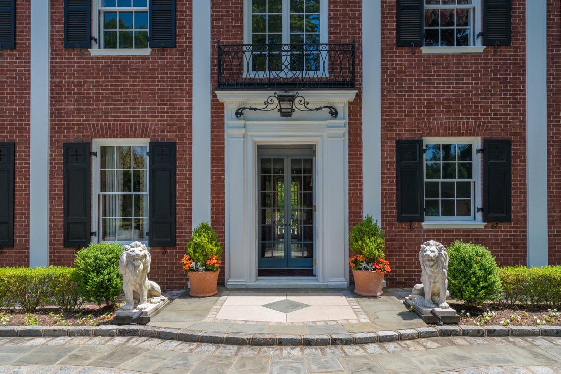 393 Mill River Road, Muttontown, Ny, In Muttontown, New York, United