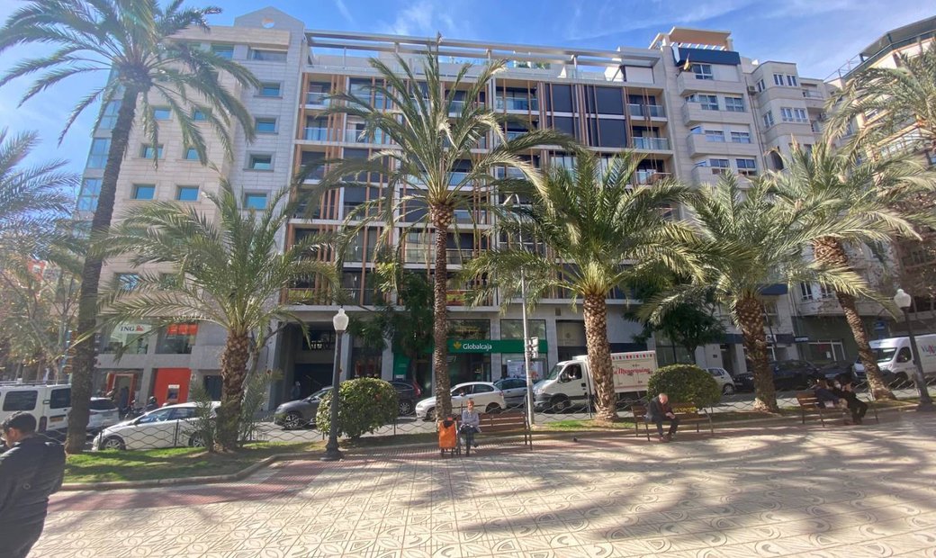 Alicante Apartment In Alicante, Valencian Community, Spain For Sale (12574276)