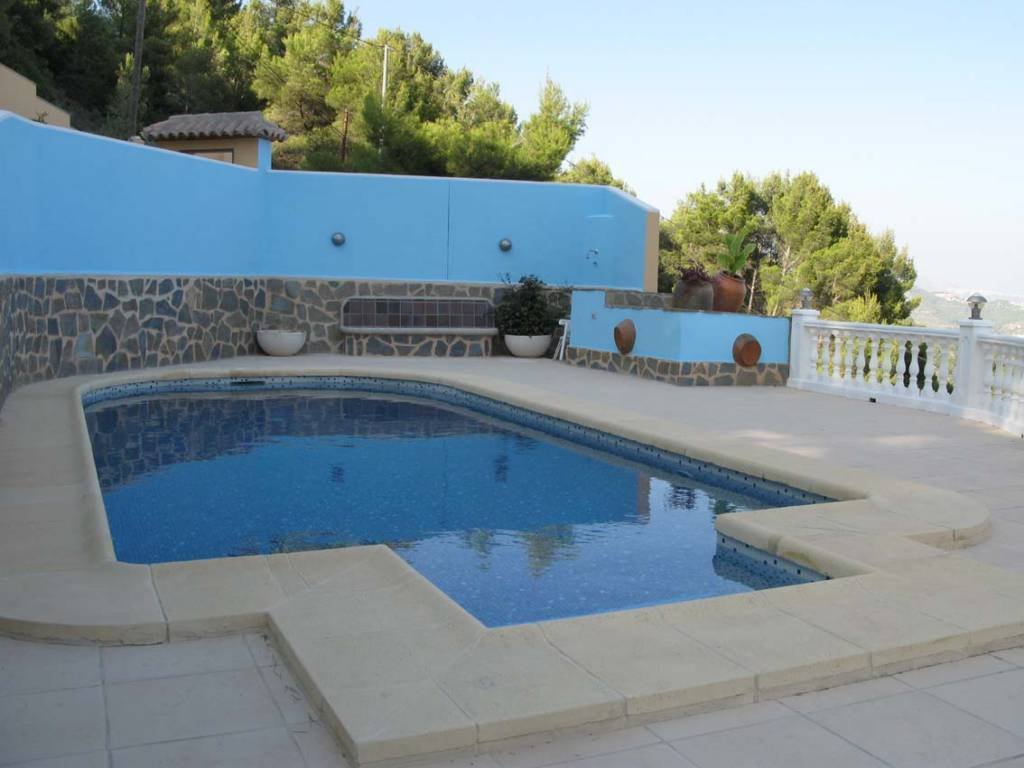Calpe House In Calp, Valencian Community, Spain For Sale (12581421)