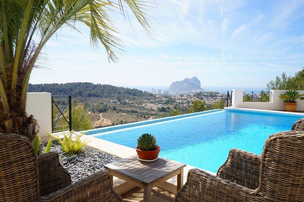 Calpe Detached House In Calp, Valencian Community, Spain For Sale