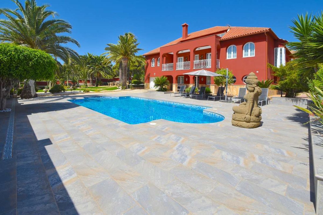 La Nucía Detached House In La Nucia, Valencian Community, Spain For