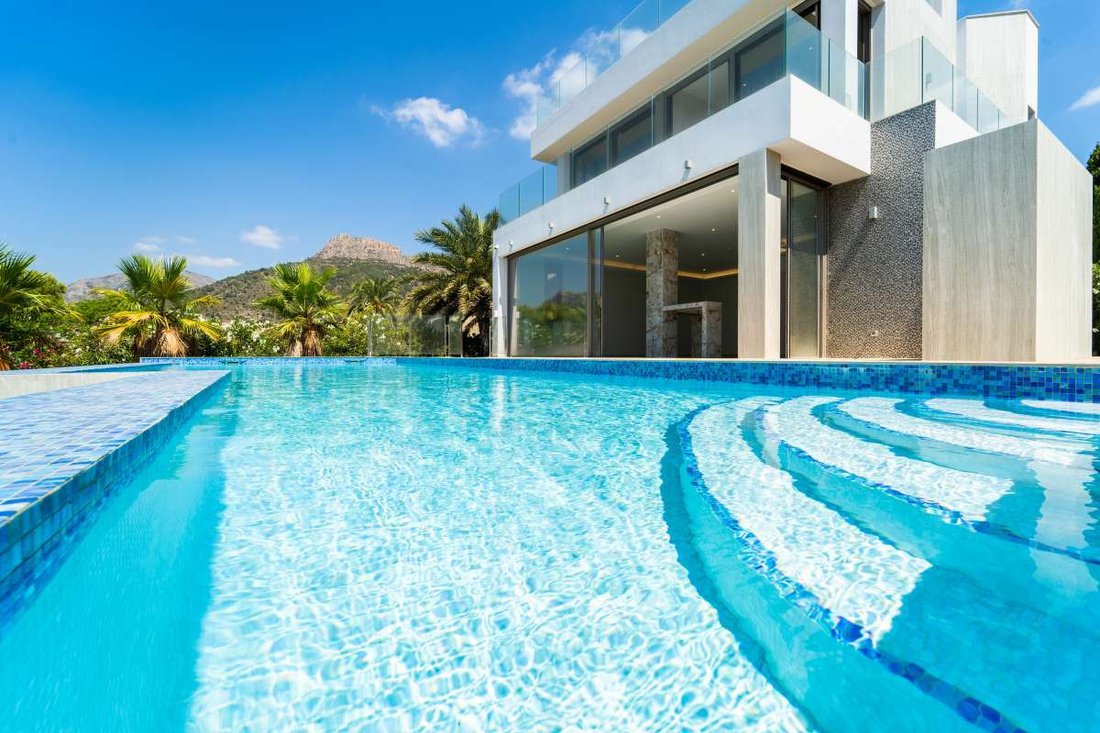 House in Calp / Calpe, Valencian Community, Spain 1 - 12581522