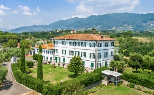 Villa in Center, Capannori, Tuscany 1
