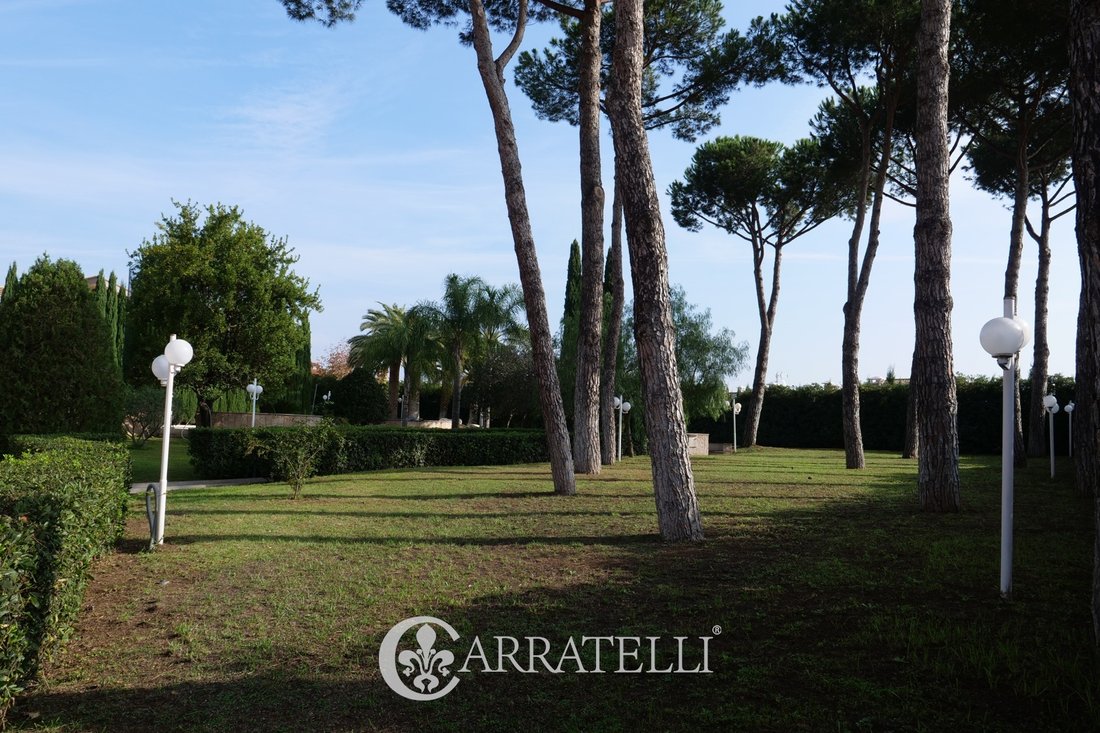 Elegant Villa With Pool In Aurelia Rome In Rome, Lazio, Italy For Sale