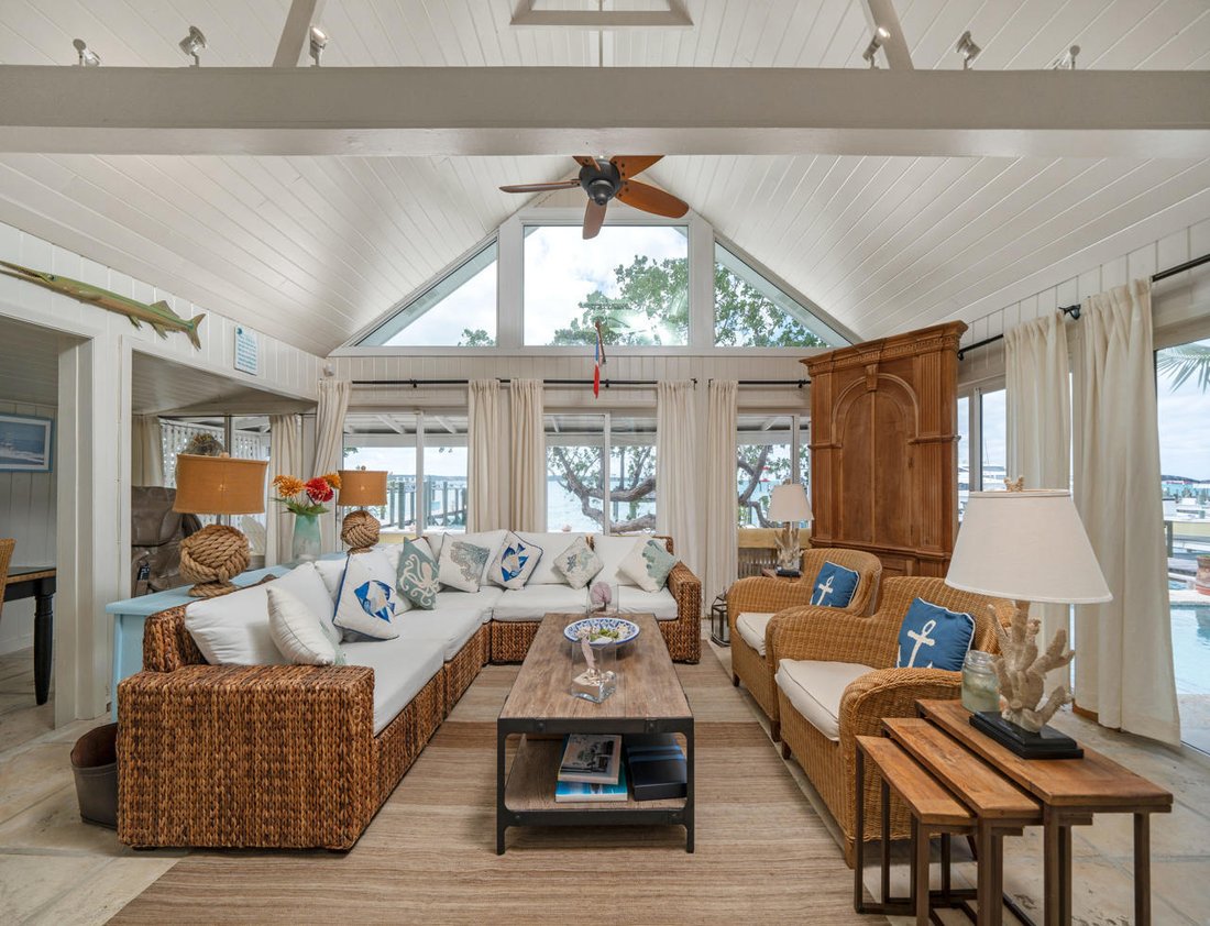 Harbour Island Waterfront Cottages In Dunmore Town, Harbour Island, The