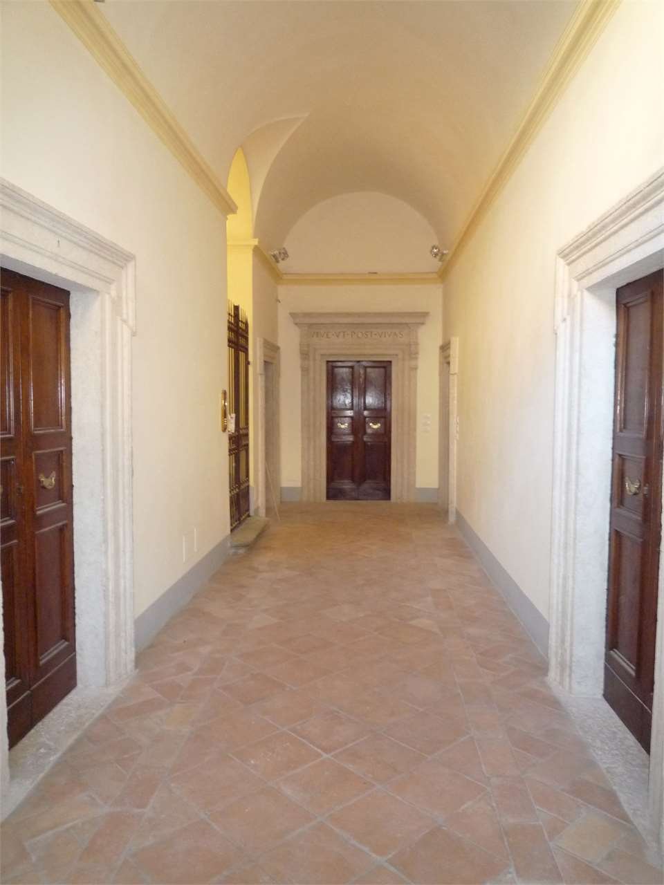 Apartment in Historic Center, Perugia, Italy 3 - 12584425