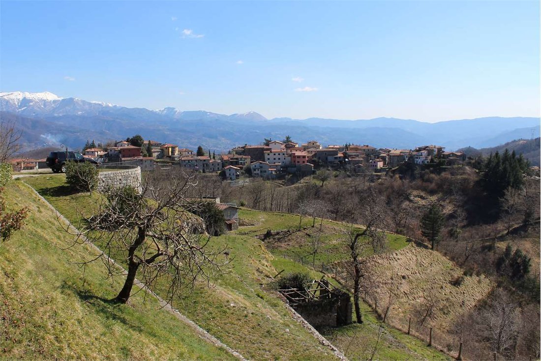 Estate in Molazzana, Tuscany, Italy 5 - 12584542