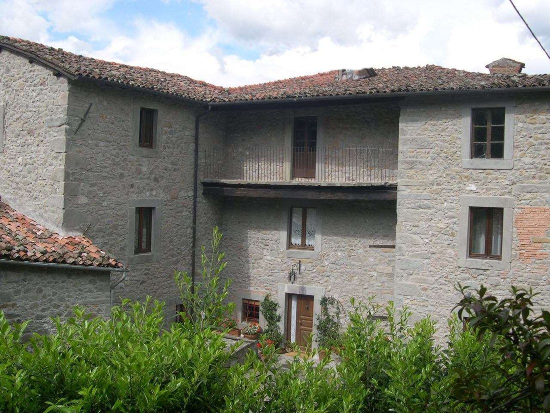Estate in Castelnuovo di Garfagnana, Tuscany, Italy 4 - 12584587