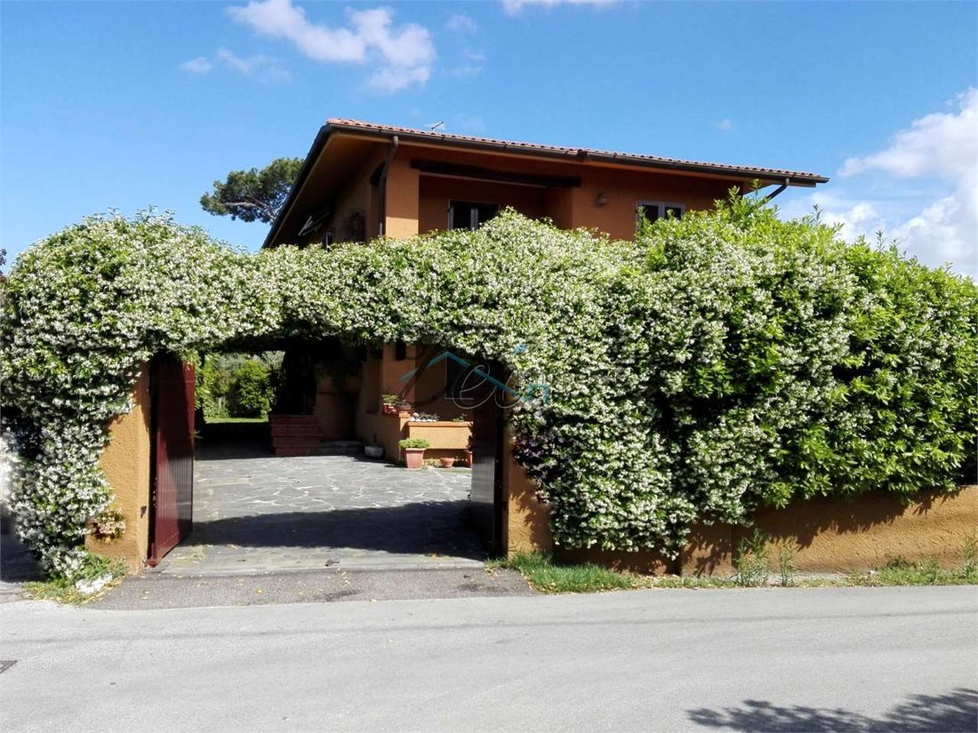 Villa in Center, Forte dei Marmi, Tuscany 1 - 12585094