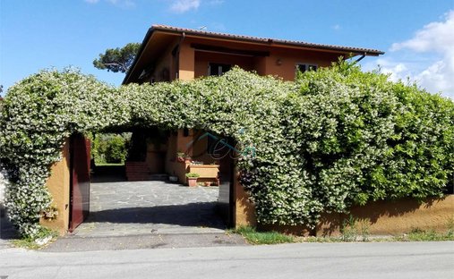 Villa in Center, Forte dei Marmi, Tuscany 1