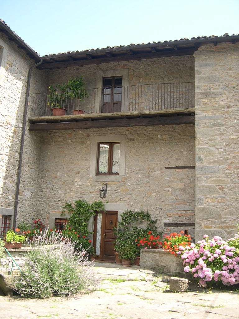 Estate in Castelnuovo di Garfagnana, Tuscany, Italy 3 - 12584587