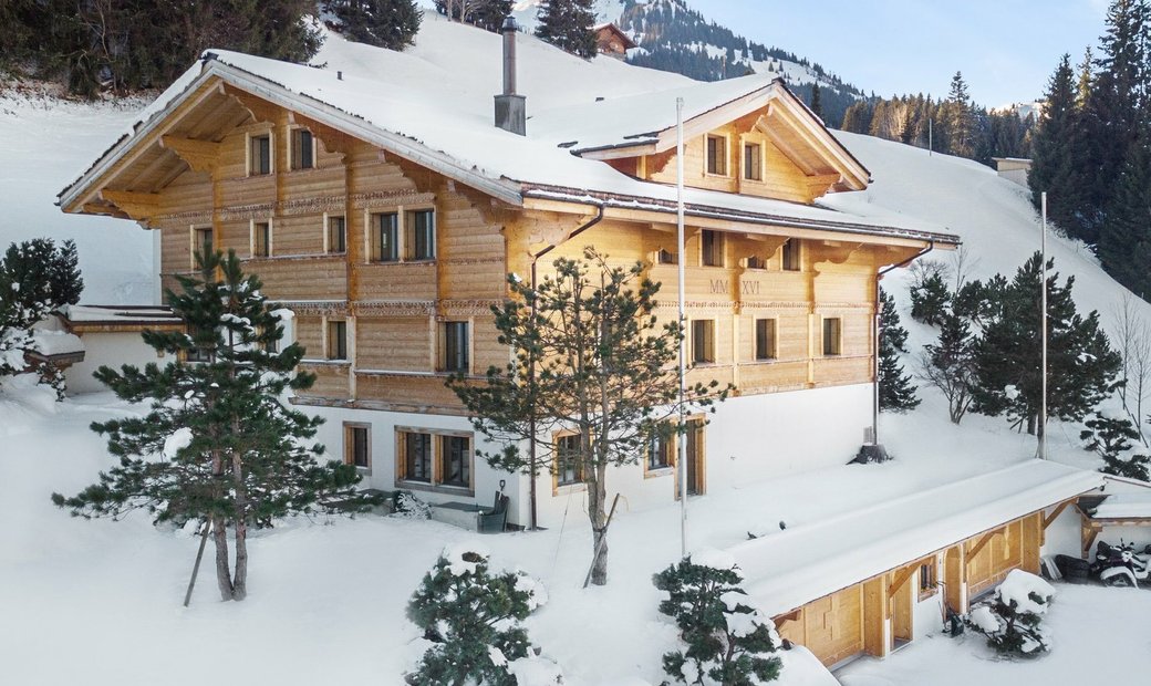 Luxury Chalet A Few Minutes From In Zweisimmen, Canton Of Bern ...