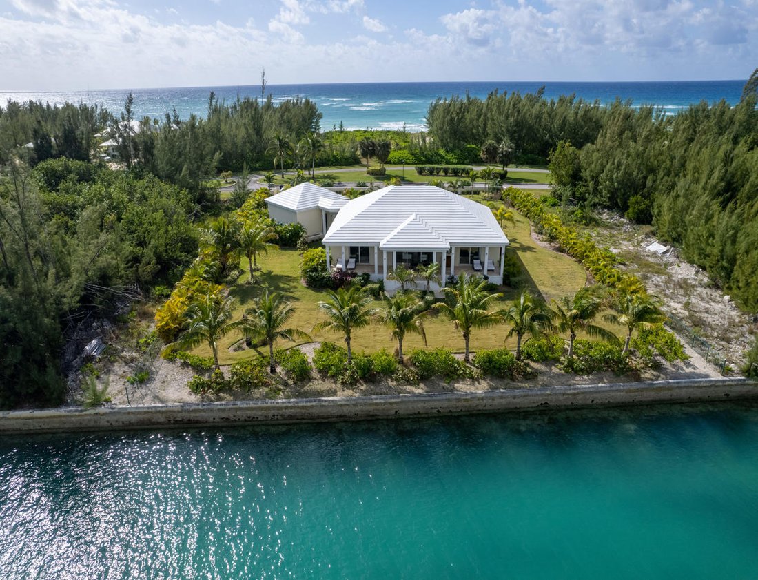 Grand Bahama Canal Front Home For Sale In Freeport, Freeport, The