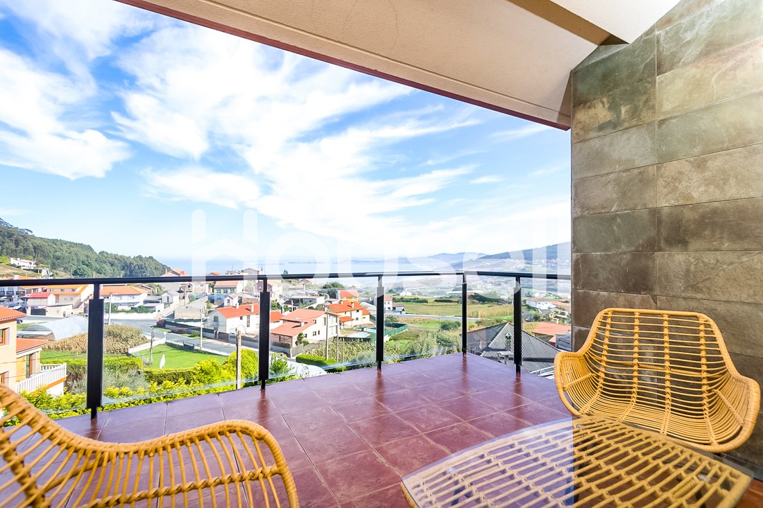 House For Sale 320m² Calle Rúa Os Velchos, 15144 Arteixo (A In A Coruña