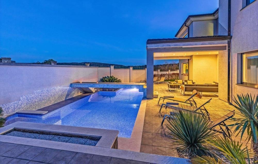 Villa For Sale In Medulin, Pula In Medulin, Istria County, Croatia For