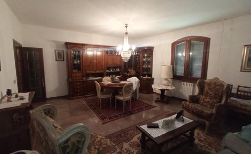 Villa in Marti, Montopoli in Val d'Arno, Tuscany, Italy 1