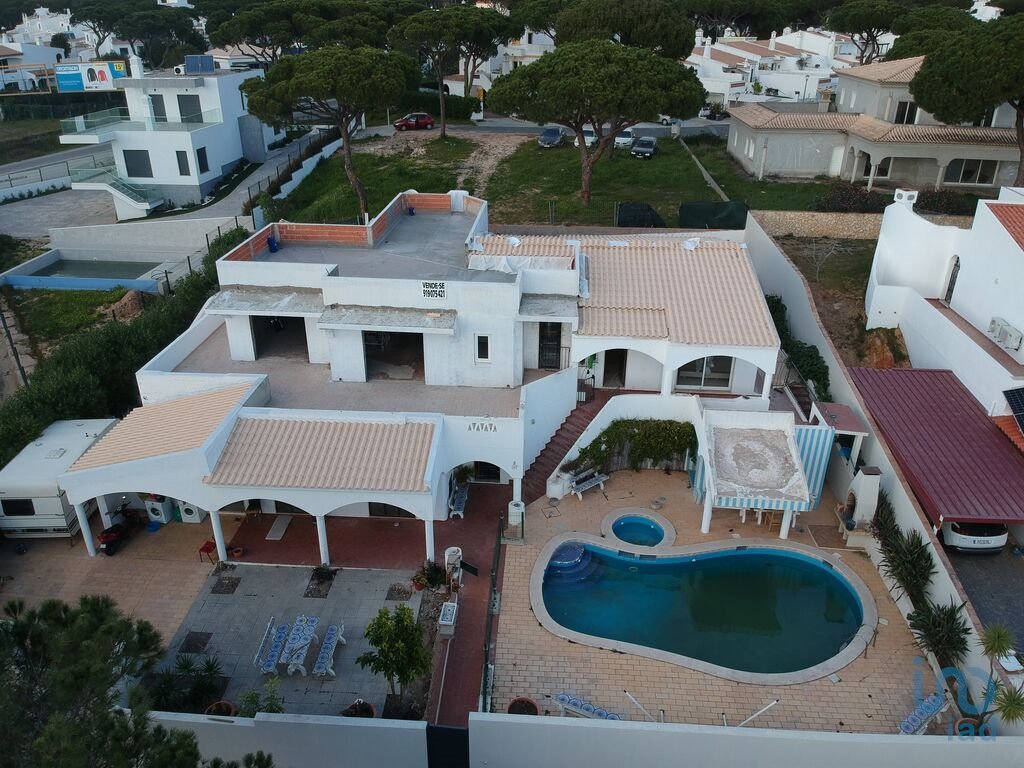 Townhouse in Loule (Sao Sebastiao), Algarve, Portugal 2 - 12459504