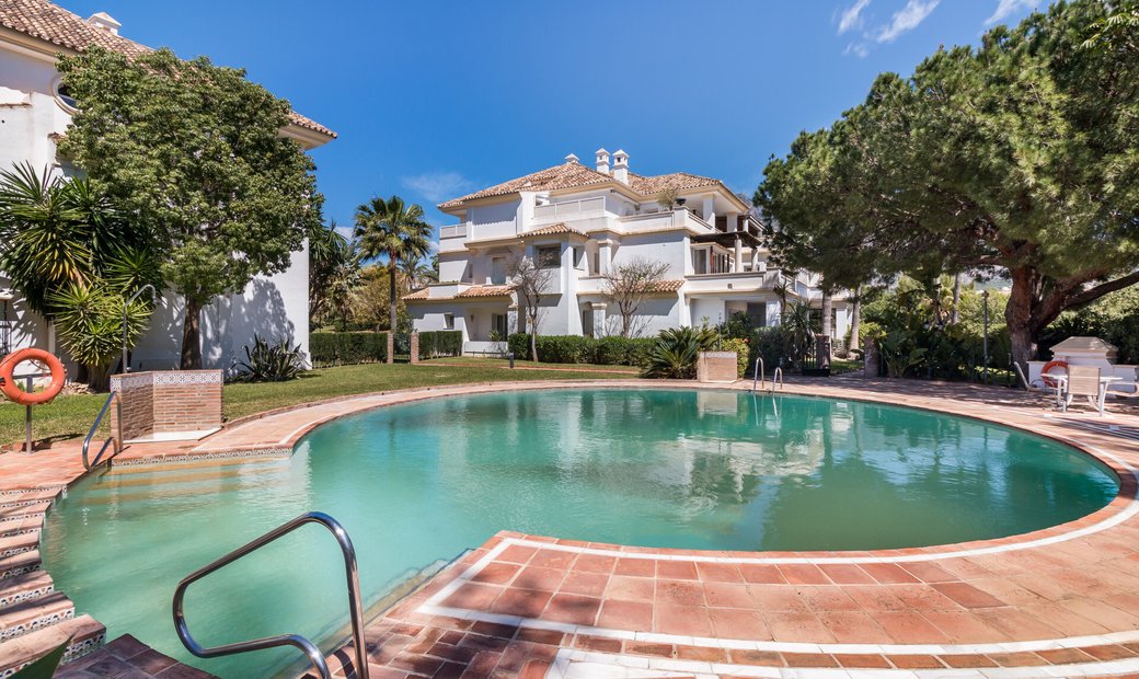 Stunning Apartment In Monte Paraíso, On The In Marbella, Andalusia ...